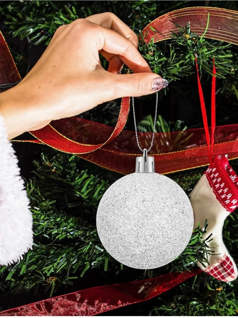 48 Pcs White Christmas Ball Ornaments